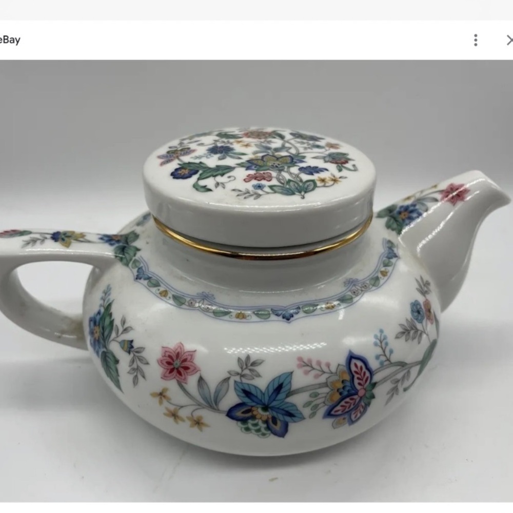 Andrea by Sadek musical porcelain tea pot